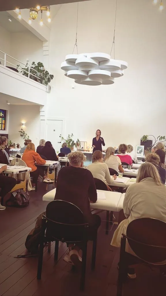 Opleidingsdag in de lesruimte